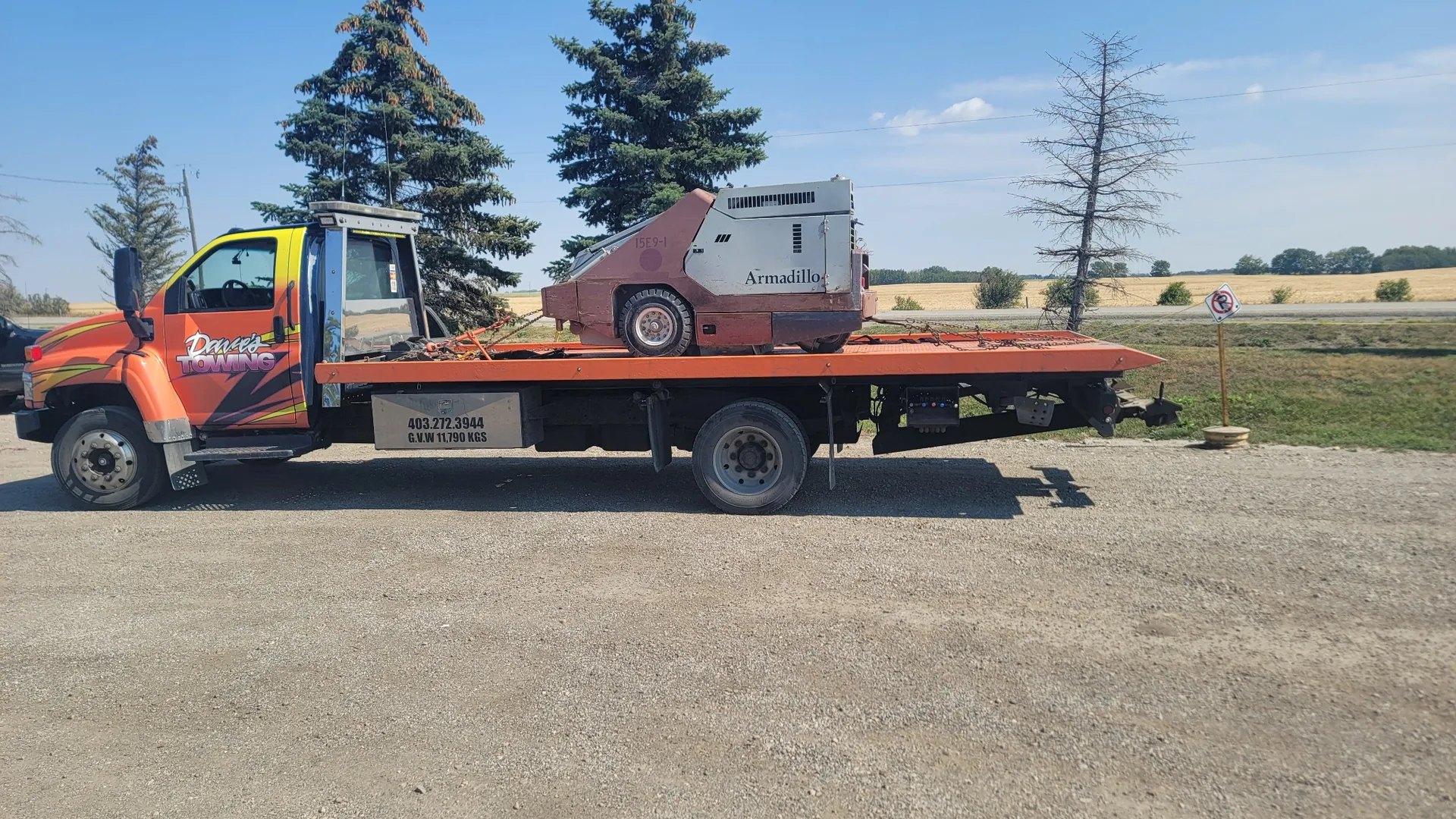 Industrial sweeper (Armadillo) transport – Calgary area